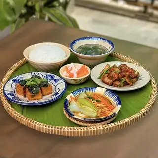 Set Cơm Thịt Rang Cháy Cạnh - Bán chạy - 85.000 ₫ tại Cơm Nhà Express - Cơm Ship Văn Phòng & Cơm Phần - Thành Thái