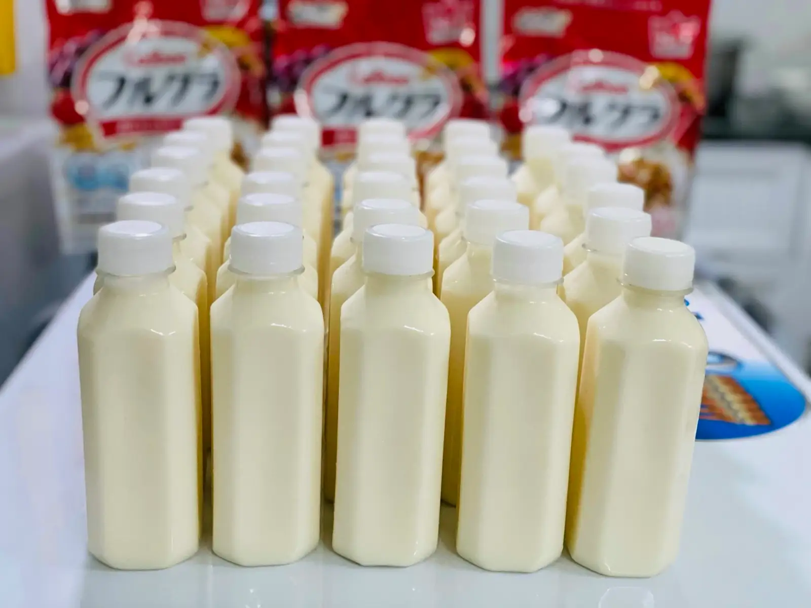1 chai Sữa chua  truyền thống 250ml - 22.000 ₫ tại Tiệm Quỳnh Anh - Sữa Chua & Panna Cotta - Đường Số 9