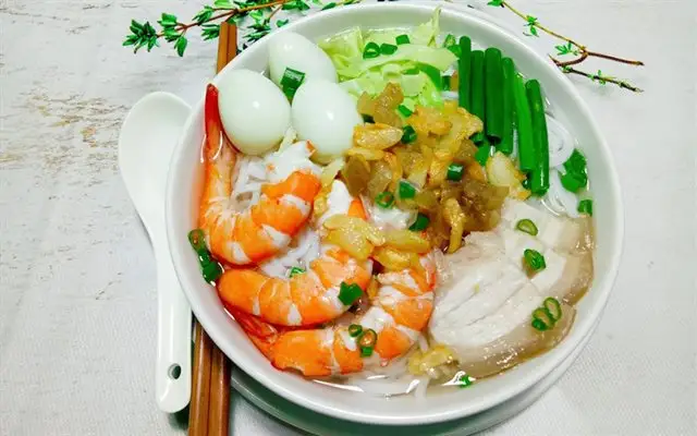 Banh canh tôm thịt trứng cút - 62.000 ₫ tại Bánh Canh Cua - Chị Hằng - Nguyễn Thế Truyện