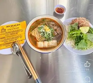 Hình ảnh Bún Bò Tái Thịt Gân Chả