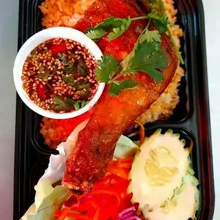 Hình ảnh Cơm Gà Sốt Thái - Nhỏ