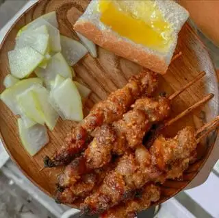 Combo 5 xiên 1 bánh mì bơ - 88.000 ₫ tại Little Sip - Trà & Thịt Xiên Nướng - Nguyễn Thị Tần