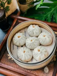Hình ảnh Bánh bao dưa cay