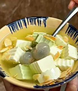 Hình ảnh chè khúc bạch