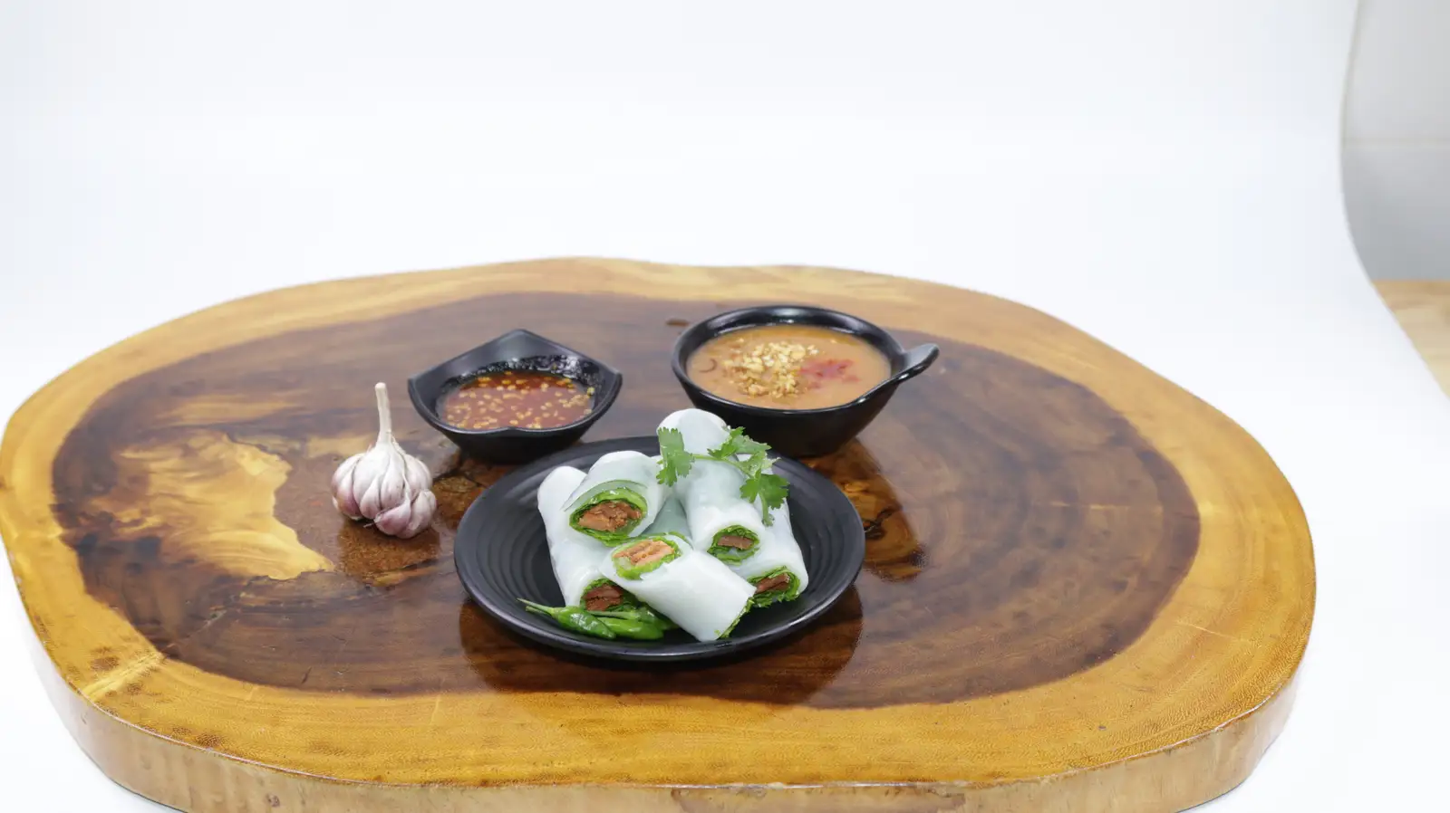 BÁNH ƯỚT CUỐN THỊT NƯỚNG  - 68.000 ₫ tại Nem Nướng Nha Trang & Bún Thịt Nướng Cô Cô - An Dương Vương
