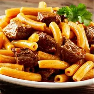 nui xào bò  - 55.000 ₫ tại Bún Thịt Nướng Chả Giò Bảo Ngọc - Gỏi Cuốn - Huỳnh Tấn Phát