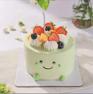 Hình ảnh bánh sinh nhật hình kute + trái cây size 13