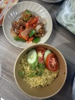 Hình ảnh Cơm sườn sốt chua ngọt