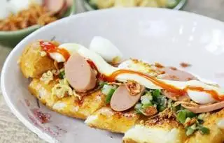 Bánh mì nướng sa tế  - 39.000 ₫ tại 5 Liền - Bánh Tráng & Há Cảo Ăn Vặt - Năm Châu