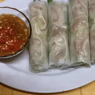 Tai heo 2 cuốn - 26.000 ₫ tại Gỏi Cuốn & Bún Mắm Nêm HOA HUYỀN - Nguyễn Phạm Tuân