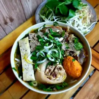 Bún bò đặc biệt - có giò - 85.000 ₫ tại Bún Bò Huế - Thành Thái