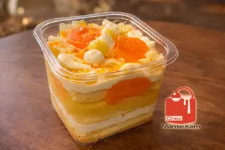 Hình ảnh Bông lan trứng muối (hộp 180gr)