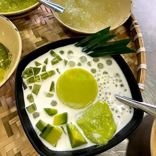 Chè bơ tươi M - 49.000 ₫ tại Chè Bơ Bason - Nguyễn Văn Thủ