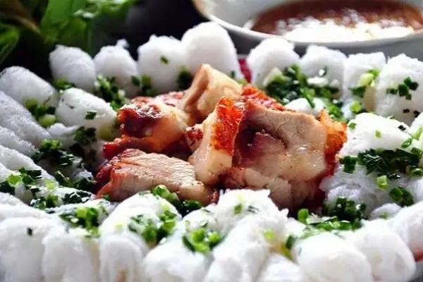Bánh hỏi Đặc biệt ( heo quay - xá xíu) - 60.000 ₫ tại Lò Heo Quay A Tủn - Bến Vân Đồn
