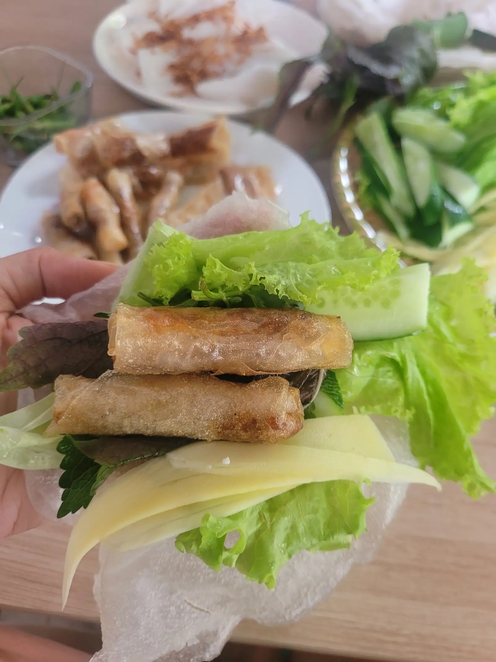 chả ram tôm đất kèm rau bún - 140.000 ₫ tại Nem Nướng Nha Trang - Cô Mận Quán - Đường Số 3