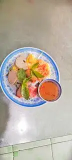 Hình ảnh bánh cuốn trứng  thập cẩm 