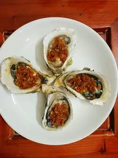 Hình ảnh Hàu nướng bơ tỏi