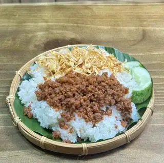 Hình ảnh Xôi mắm tép chưng thịt phố cổ Hàng Bè 