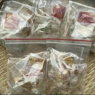 Hình ảnh Bánh tráng dẻo trộn cay