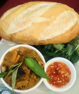 Phá lấu bánh mì - 44.000 ₫ tại Phá Lấu Bò 131 Q4 - Xóm Chiếu