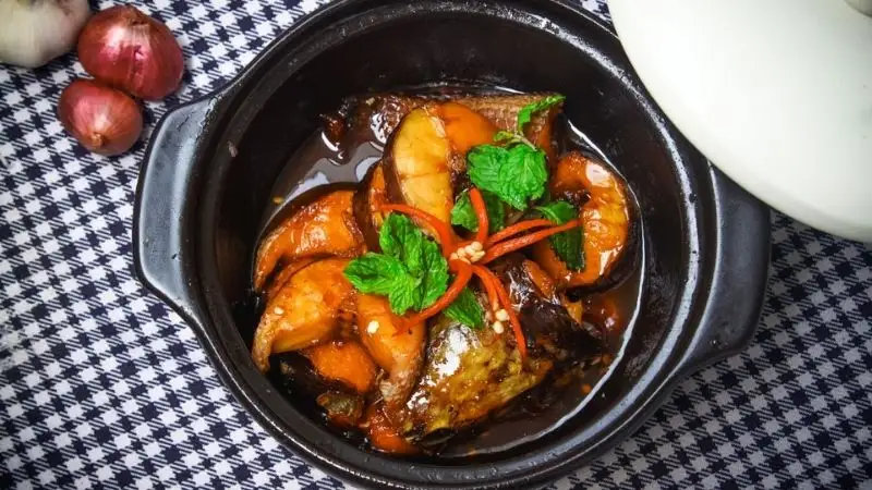 Cơm - cá lóc kho tộ - 65.000 ₫ tại Cơm Ngọc Hà - Ngô Tất Tố