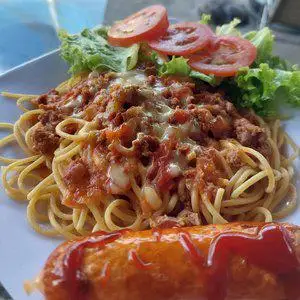 Mỳ Ý Sốt Bò Bầm + Xúc Xích - 60.000 ₫ tại Bò Cô Vân - Beefsteak