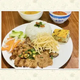 Hình ảnh Cơm Tấm Sườn, Bì, Chả