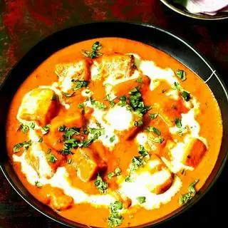 Paneer Butter Masala ( Phô mai nhà làm nấu sốt kem Cà ri) - 140.000 ₫ tại Sher E Punjab Cuisine - Nhà Hàng Ấn Độ - Nam Kỳ Khởi Nghĩa