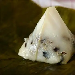 Bánh Giò - 17.000 ₫ tại Bánh Mì Mũ Rơm - Phạm Văn Hai