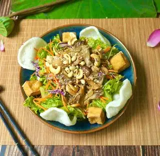 Gỏi Chay Xanh - Green Vegetarian salad - 54.000 ₫ tại Nhà Hàng Chay Xanh - Nguyễn Trọng Tuyển