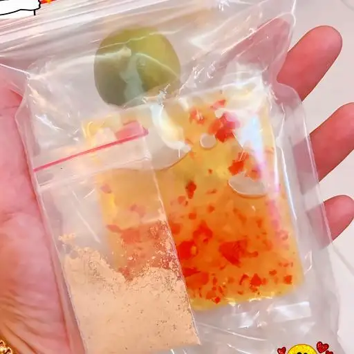 Bánh tráng muối nhuyễn sa tế - 18.500 ₫ tại Bánh Tráng Muối Tỏi - Nguyễn Thiện Thuật