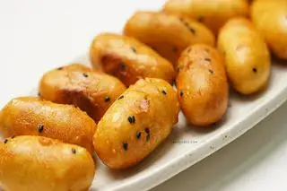 Khoai lang kén chiên giòn  - 33.000 ₫ tại Cá Viên Chiên & Xiên Que Bé Cưng - Xô Viết Nghệ Tĩnh