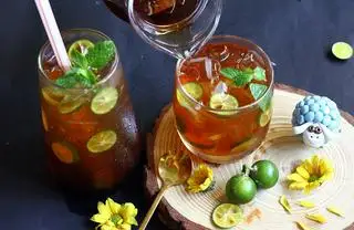 Hồng trà tắc - 20.000 ₫ tại Quán 282 - Nui Xào Bò - Diên Hồng
