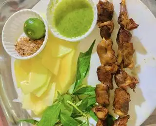 Mề Gà Nướng ( 2 xiên ) - 24.000 ₫ tại Gà nướng - Lòng Nướng - Ung Văn Khiêm