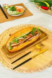 Hình ảnh Bánh mì giò chả