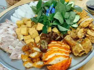 Bún đậu thập cẩm đặc biệt - 76.000 ₫ tại Bún Đậu Mắm Tôm - Phố Gầm Cầu