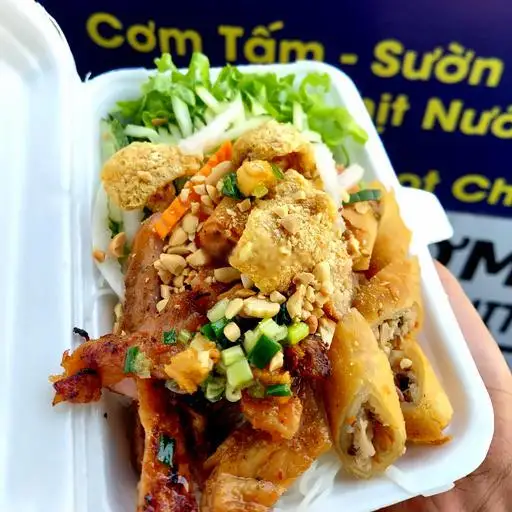 Bún thịt nướng không chả giò - 43.000 ₫ tại Nam Thơ Quán - Cơm Tấm & Bún Thịt Nướng - Nguyễn Văn Lượng 