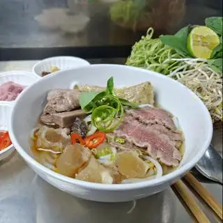 Hình ảnh Bún bò Tái gân