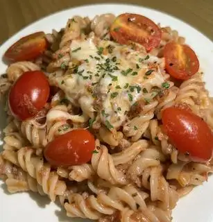 Hình ảnh Mì nui Fusilli sốt thịt bằm & phomai mozzarella