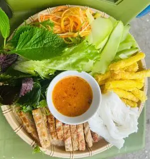 Hình ảnh Nem nướng nha trang 5 cuốn