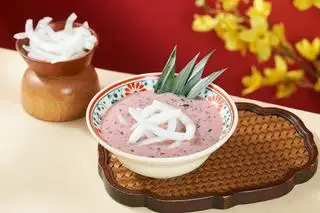 Hình ảnh Chè nếp than dừa non