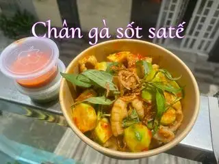 Hình ảnh Chân gà rút xương sốt satế