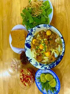 Hình ảnh Mì Quảng Thịt trứng cút