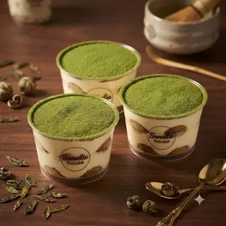 Hình ảnh Bánh Tiramisu cup vị Trà Xanh