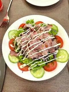Hình ảnh Salad thịt xông khói sốt dầu giấm