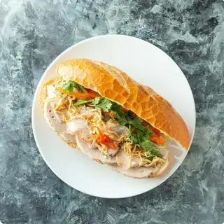 Bánh Mì Thập Cẩm - 30.000 ₫ tại Bánh Mì Mũ Rơm - Phạm Văn Hai