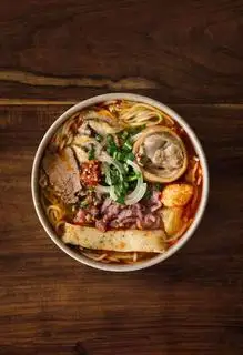 Bún Bò Đặc Biệt - 125.000 ₫ tại Bún Bò Hậu Bến Ngự - Hồ Hảo Hớn