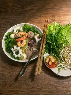Hình ảnh Mì gói thập cẩm