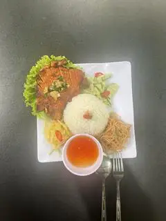 Hình ảnh Cơm Tấm Sườn Bì