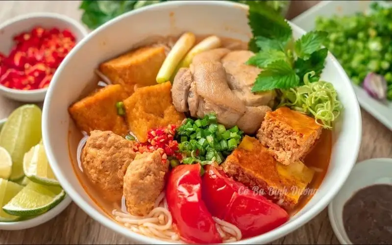 Bún riêu (giá chưa bao tô) - 50.000 ₫ tại Bún Riêu Cua Hải Sản Cô Hai - Bún Riêu, Hủ Tiếu & Bánh Canh Hải Sản - Nguyễn Hữu Cảnh